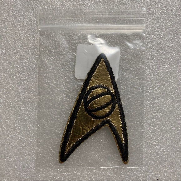 Lot of 8 Star Trek Sew On Patches. Brand New!! - Picture 3 of 9